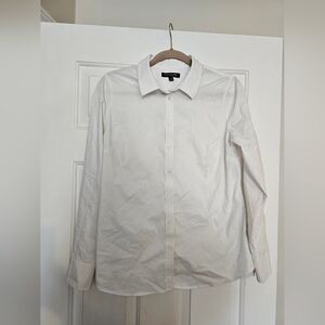 Banana Republic Riley Tailored White Button-Up Shirt